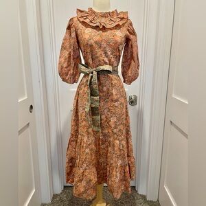 Victoria Dunn XS maxi dress, comes with belt.